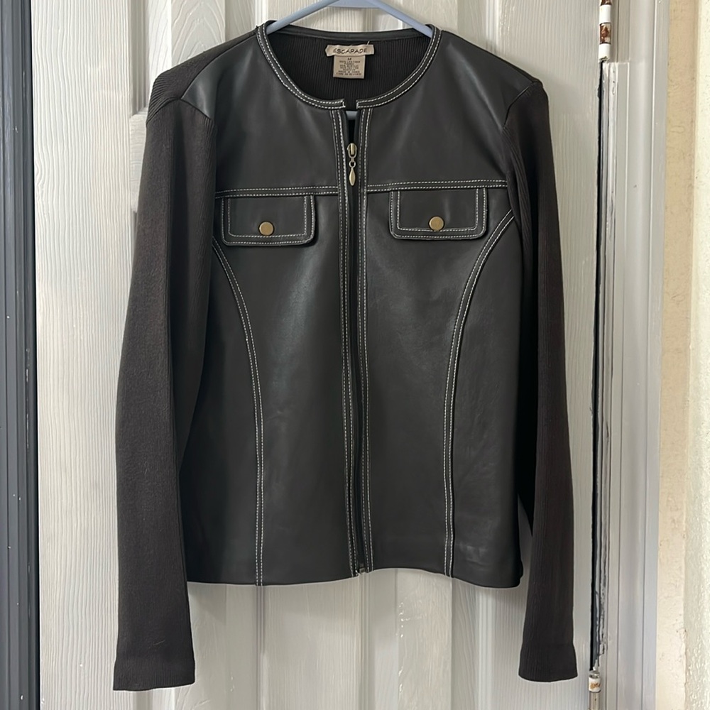 Woman's Escapade Brown 100% Leather/Sweater Jacket M